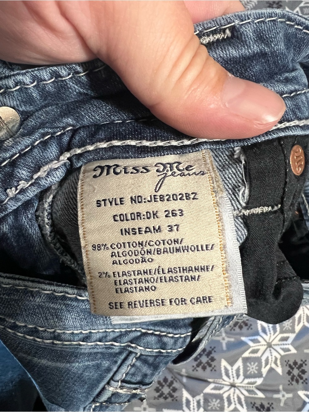 Miss Me Distressed Wide Leg Jeans in Medium Blue 37 inch inseam - Picture 4 of 8